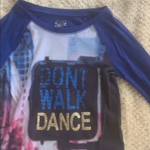 Justice Sweater - Picture 4 of 5